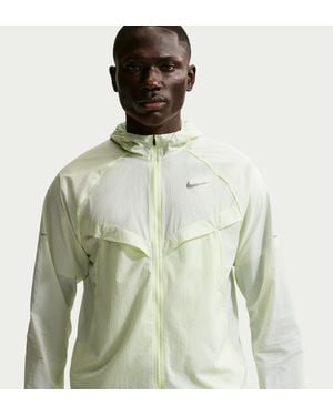 Nike Stride Repel Uv Running Jacket - Green