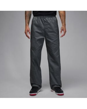 Nike Essentials Woven Pants - Gray