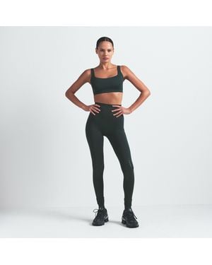 Nike Skims Matte High-Waisted 26" Knee Grip Leggings - Green