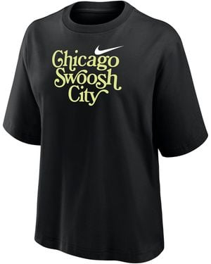Nike Swoosh Cities Chicago Short-Sleeve Boxy T-Shirt - Black