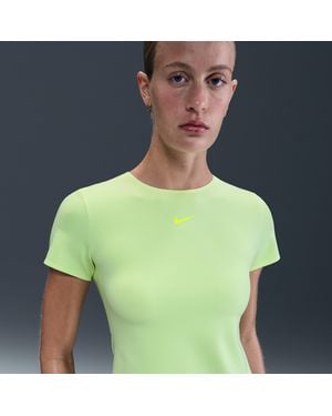 Nike Form Short-Sleeve Top - Green