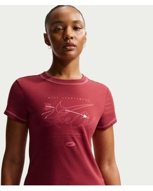 Nike Sportswear Chill Knit Slim Short-Sleeved Cropped T-Shirt - Red