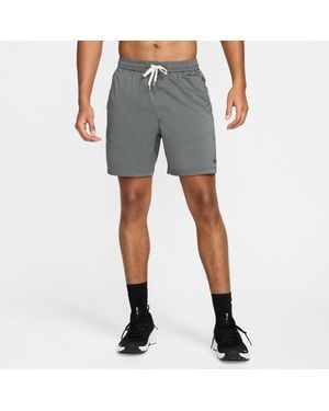 Nike Form Dri-Fit 7" Unlined Versatile Shorts - Blue