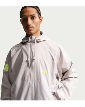 Nike Windrunner Graphic Woven Jacket - Brown
