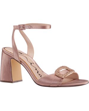 Nina Quenbie-honey - Pink