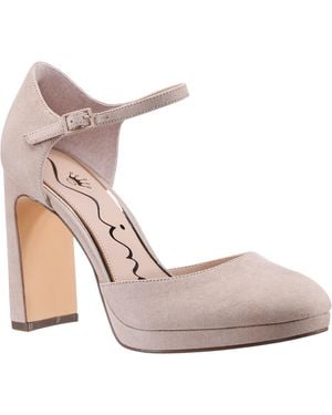 Nina Marcie-alamo Tan - Pink