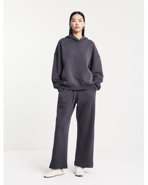 NINETY PERCENT Straight Leg Sweatpant In Magnet - Blue
