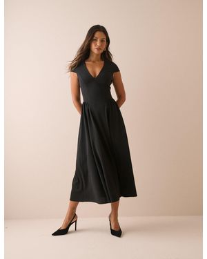 Nobody's Child Panelled Jersey Winnie Midi Dress - Natural