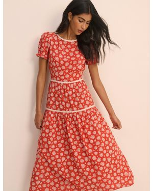Nobody's Child Ditsy Floral Tiered Dara Midi Dress