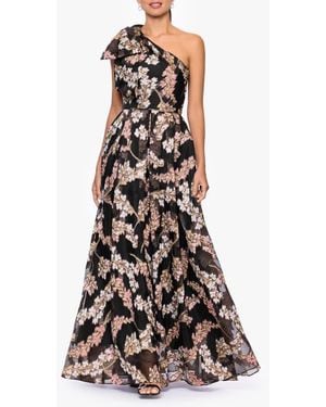 Betsy & Adam Floral Organza Brocade Ballgown - White