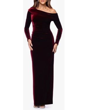 Xscape Evenings Side Ruched One-Shoulder Long Sleeve Velvet Column Gown - Black