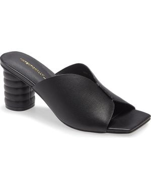 INTENTIONALLY ______ Kamika Sandal - Black