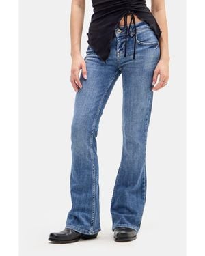 BDG Brooke Low Rise Flare Jeans - Blue