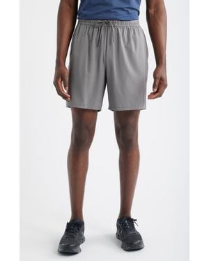 Zella Zelstretch 7-Inch Perforated Shorts - Blue