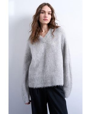 TOPSHOP Fluffy V-Neck Wool & Alpaca Blend Sweater - Gray
