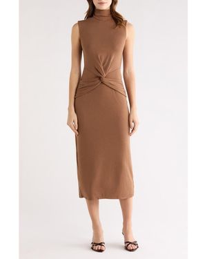 Astr Riana Sleeveless Turtleneck Dress - Brown