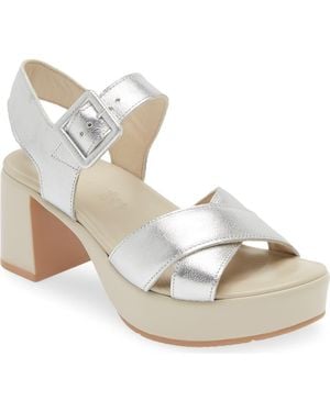Naot Elite Platform Sandal - Metallic