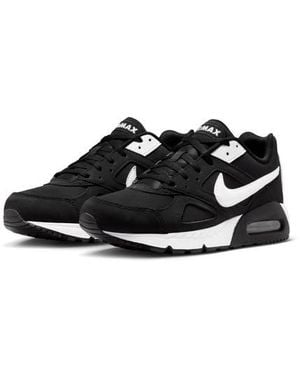 Nike Air Max Ivo Sneaker - Black