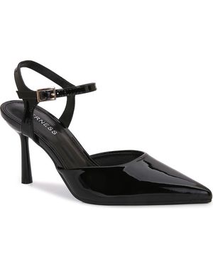 BERNESS Pointed Toe Pump - Black