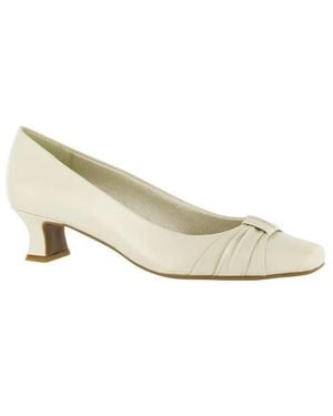 Easy Street Waive Square Toe Pump - White