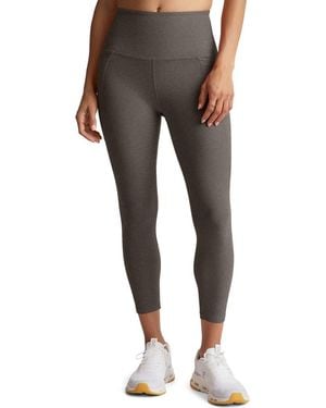 Beyond Yoga Space Dye Out Of Pocket Side Pocket High Waist Capri Leggings - Gray