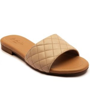 OFF THE HOOK LONDON Kingsway Diamond Quilted Sandal - Brown