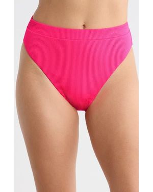 Nike Elevated Essential High Waist Bikini Bottoms - Pink
