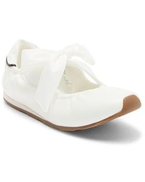 Steve Madden Karmah Sneaker - White