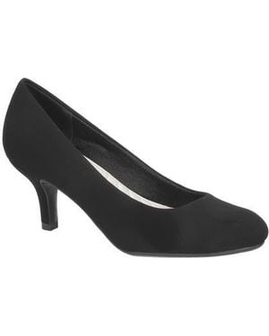 Easy Street Passion Classic Pump - Black