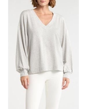 Travis Mathew Vip Treatment Long Sleeve T-Shirt - White