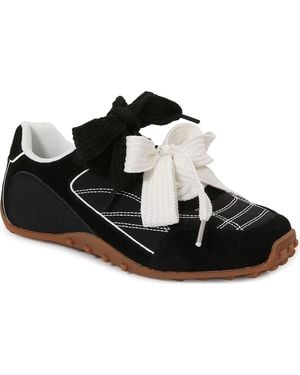 BERNESS Ribbon Lace Sneaker - Black