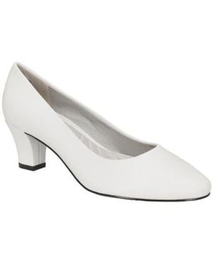 Easy Street Ballari Round Toe Pump - White