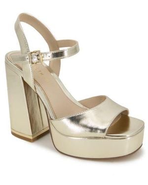 Kenneth Cole Dolly Platform Sandal - Metallic