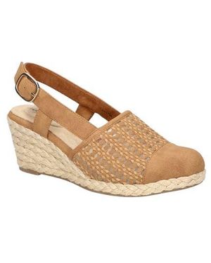 Easy Street Taffy Wedge Pump - Natural