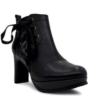 Chelsea Crew Guilty Leather Bootie - Black