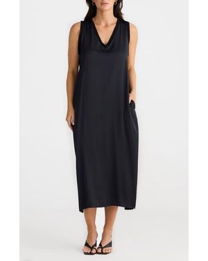 Brave+True Celine Sleeveless Shift Dress - Black