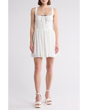 Lush Contrast Bow Eyelet Dress - White