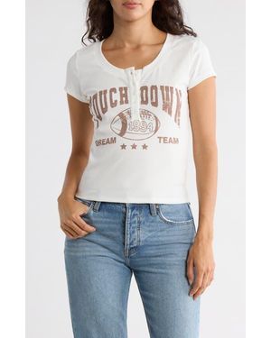 Madden Girl Short Sleeve Graphic Henley Tee - Blue