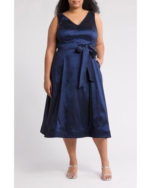 Marina V-Neck Midi Dress - Blue