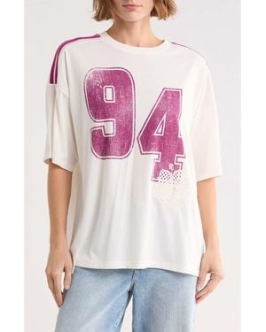 THE VINYL ICONS '94 Athletic Graphic Tee - Pink