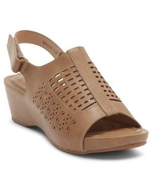 Good Choice New York Mahina Wedge Sandal - Brown