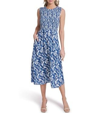 Calvin Klein Sleeveless Pleated Midi Dress in Natural | Lyst