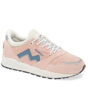 Karhu Gender Inclusive Aria 95 Sneaker - Pink