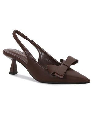 BERNESS Calliope Asymmetric Bow Slingback Pump - Brown