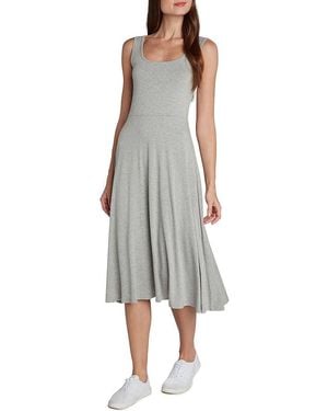 Matty M Sleeveless Midi Dress - Gray