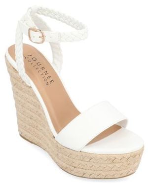 Journee Collection Andiah Sandal - White