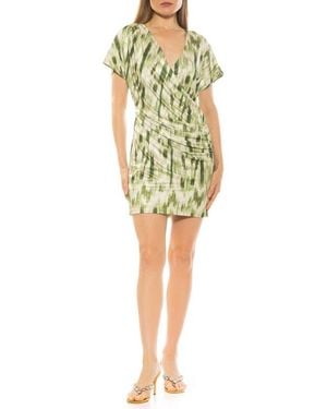Alexia Admor Fione V-Neck Sheath Minidress - Yellow