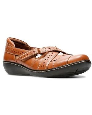 Clarks Ashland Spin Q Clog - White