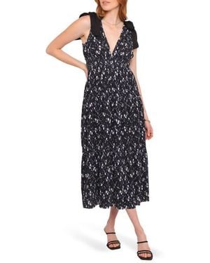 Petal & Pup Adeline Floral Shirred Dress - Black