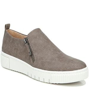 Naturalizer Turner Perforated Platform Sneaker - Gray
